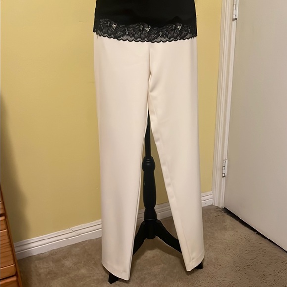 Elegant White Women's Pants - Picture 1 of 2
